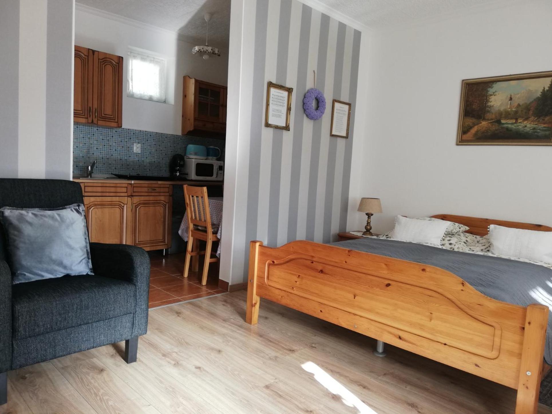 Bobita Apartmanhaz Сильвашварад Экстерьер фото