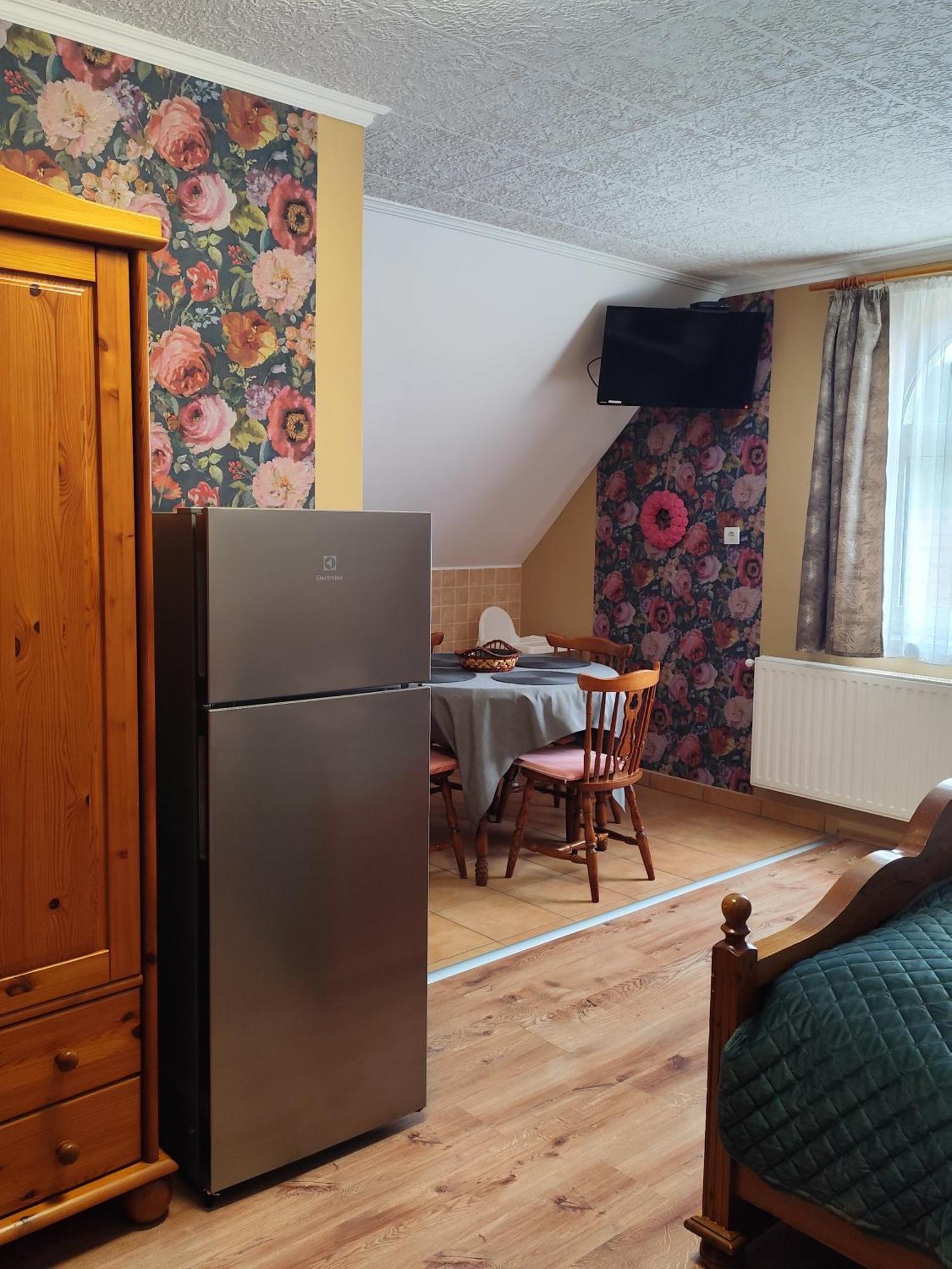 Bobita Apartmanhaz Сильвашварад Экстерьер фото