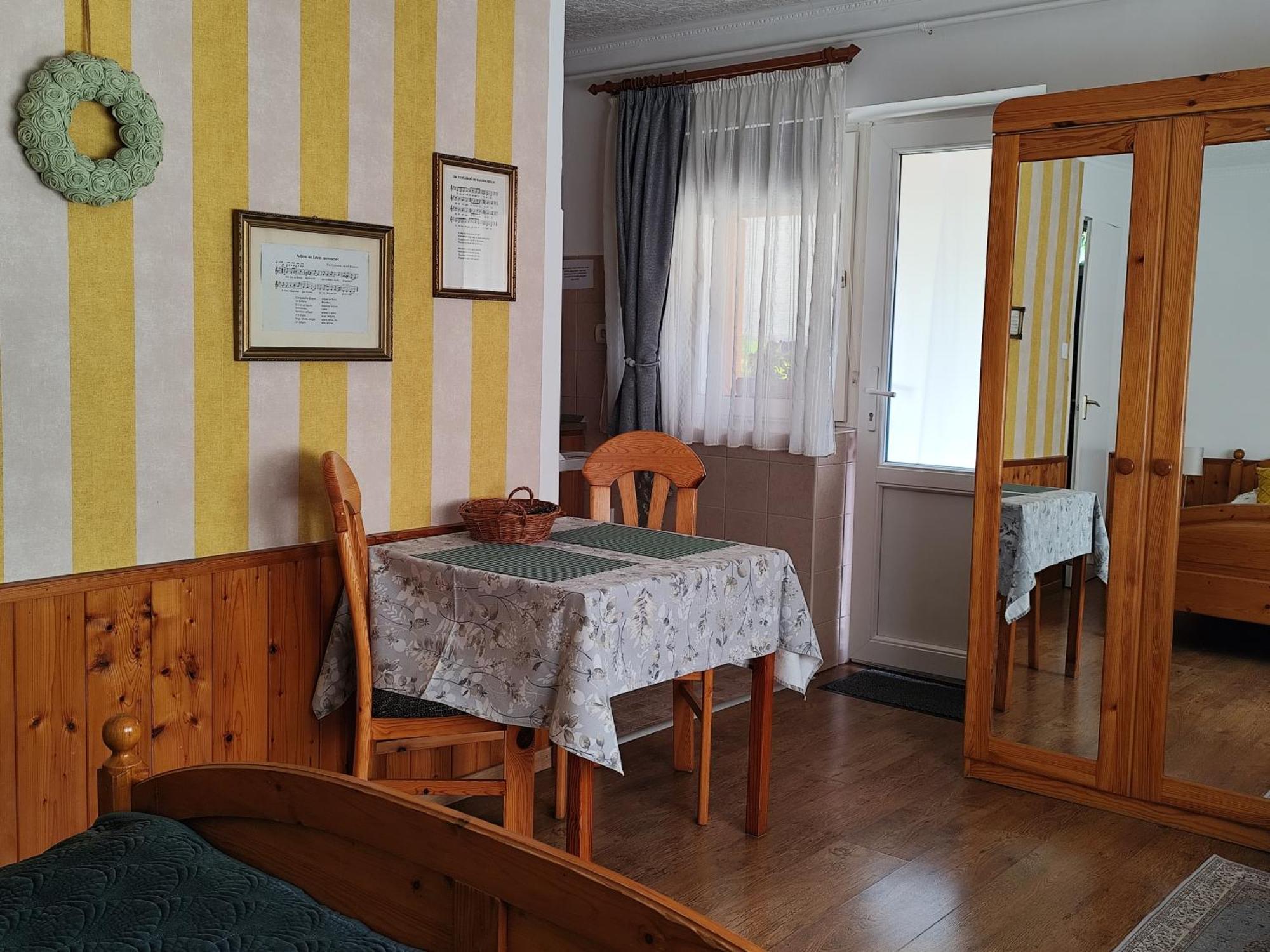 Bobita Apartmanhaz Сильвашварад Экстерьер фото