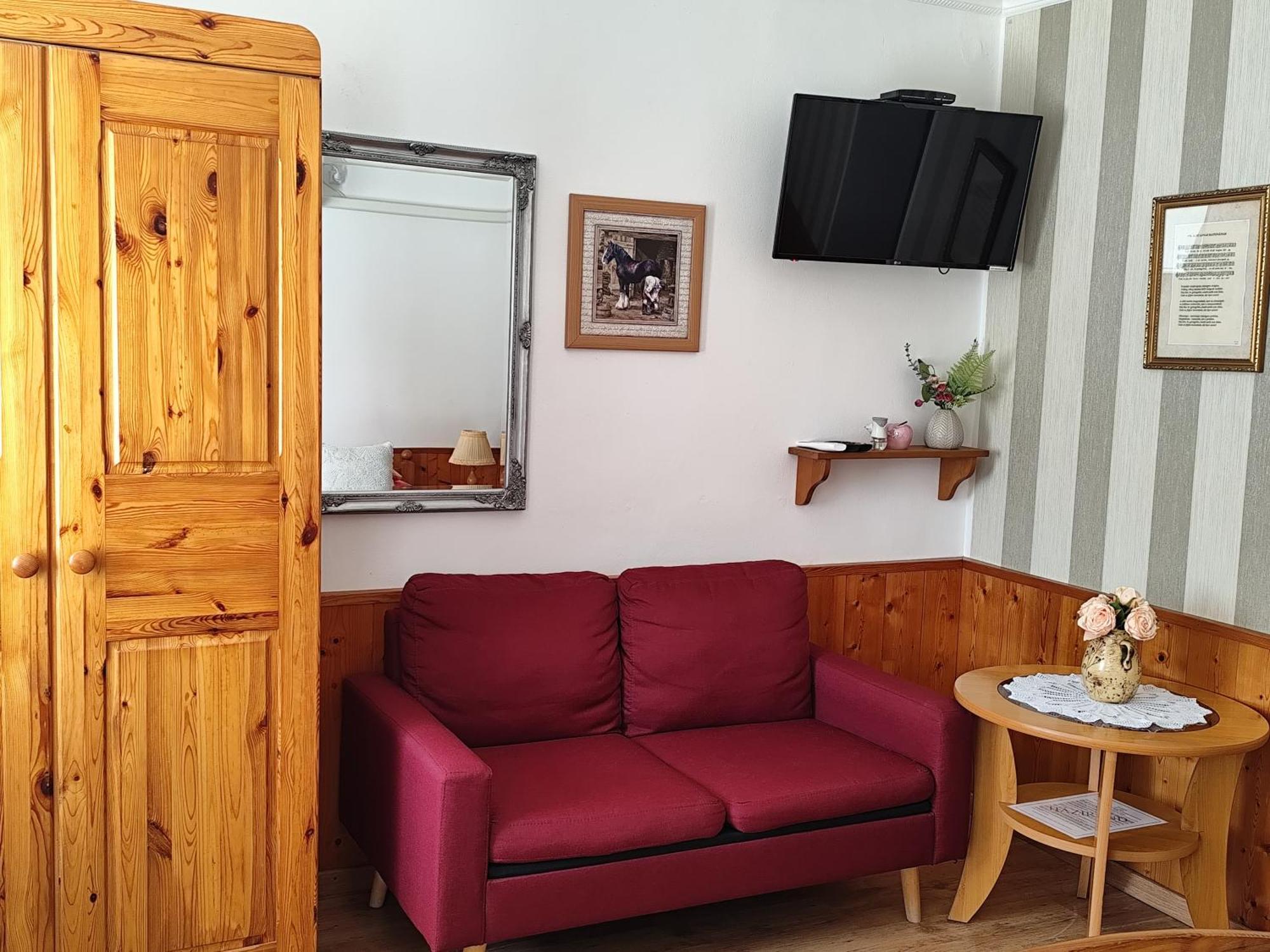 Bobita Apartmanhaz Сильвашварад Экстерьер фото